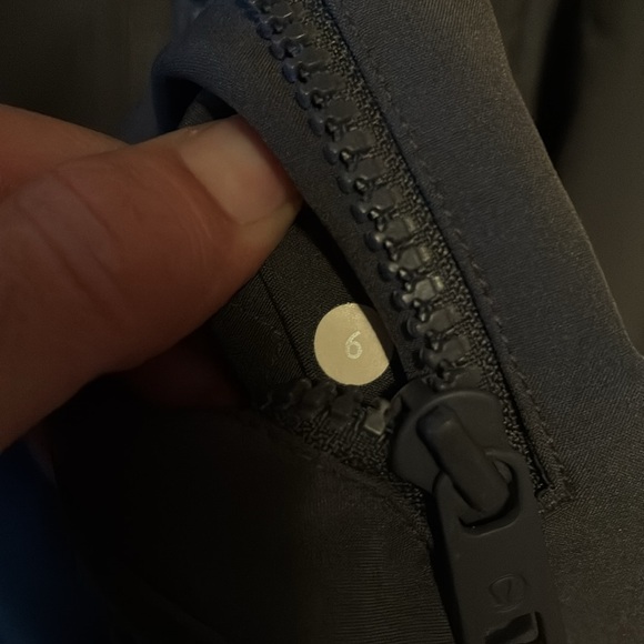 Lululemon Soft Shell Jacket - Picture 5 of 7